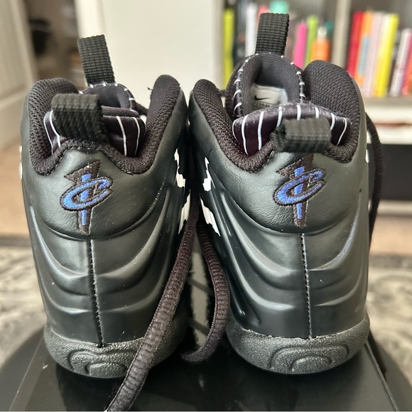 Nike Air Little Posite One | kids 11C (PS) | blk blue wht | Good Condition - Picture 5 of 9